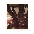 Table ronde de salle à manger baroque sculptée à la main de style américain